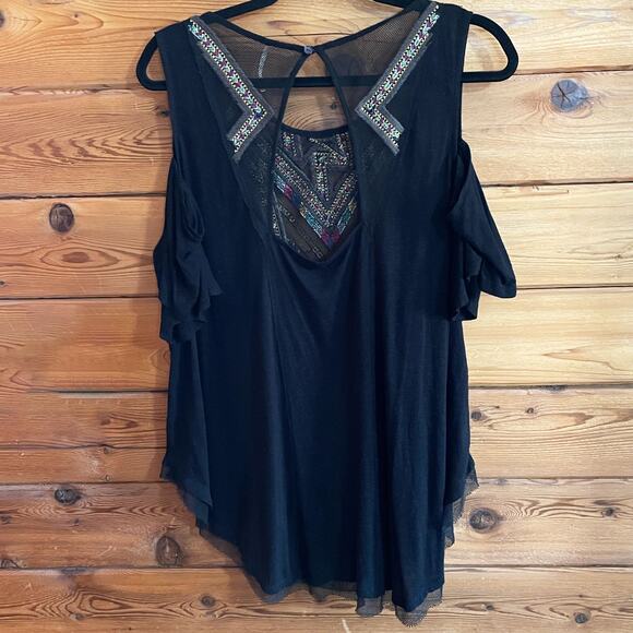Free People Top Love Spell Cut Out Mesh Keyhole Tee Shirt Embroidered Tribal - Picture 3 of 7